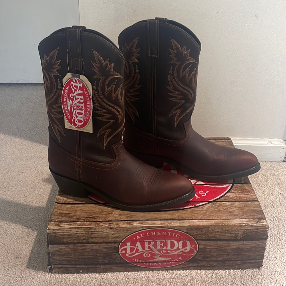 Authentic Laredo Men’s Cowboy Boots ⚡️